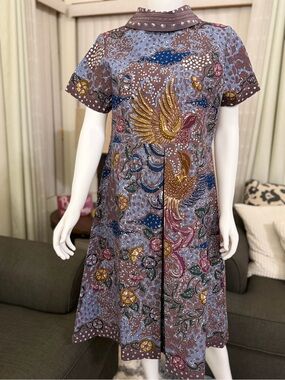 Vintage-Inspired Blue Floral Hand-Drawn BATIK Midi Dress